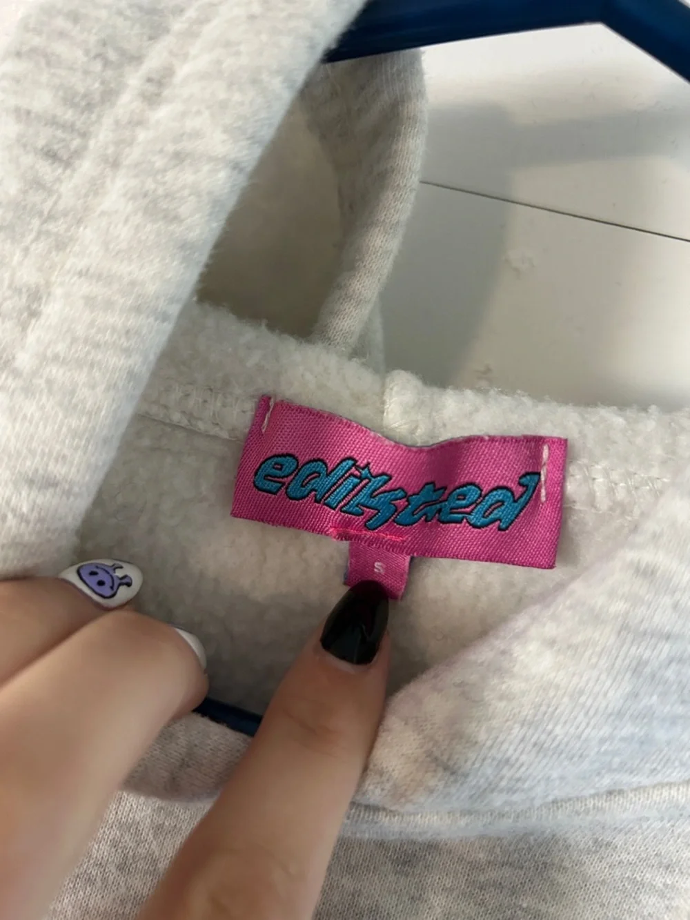 Edikted Light Gray Hoodie with Pink Bow Graphic - Picture 3 of 3